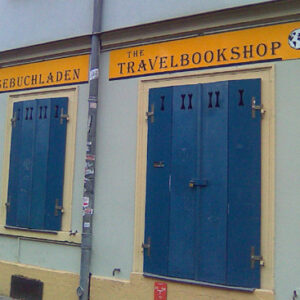 Reisebuchladen auf der Louisenstraße - Foto: Anton Launer