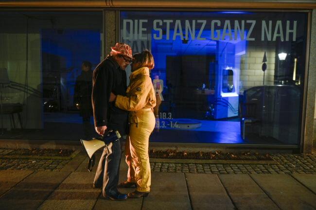"Die Stanz ganz nah"von Albrecht Hirche. Premiere 3. März 2023 im Besucherzentrum des Societaetstheaters (Hauptstraße 25). Foto: Sebastian Hoppe