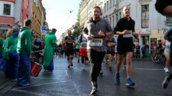 Am Sonntag ist wieder Marathon - auch in der Neustadt. Foto: Archiv Anton Launer