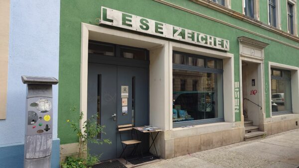 Buchhandlung Lesezeichen - Foto: Archiv Anton Launer