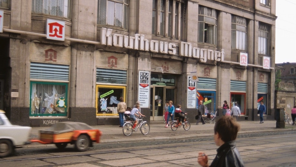 Kaufhaus Magnet um 1990 - Foto: Stadtarchiv/Lothar Lange
