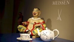 Die blauen Schwerter in der DDR "Meissen in der DDR" - Ausstellung im Japanischen Palais - Foto: Anton Launer