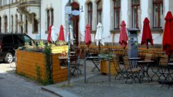Stiftung Äußere Neustadt prämierte die besten Parklets Ausgezeichnetes Parklet an der Glocke am Martin-Luther-Platz - Foto: Florian Varga