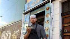 Neu auf der Alaunstraße: House of Plov Maik Keppel präsentiert: Plov - Foto: Anton Launer