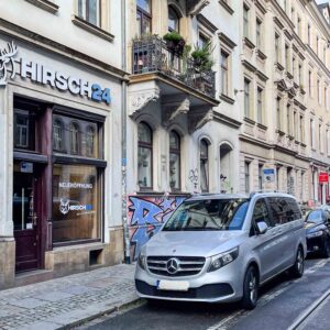 Automatenladen auf der Rothenburger Straße eröffnet "Hirsch 24" in der Rothenburger Straße