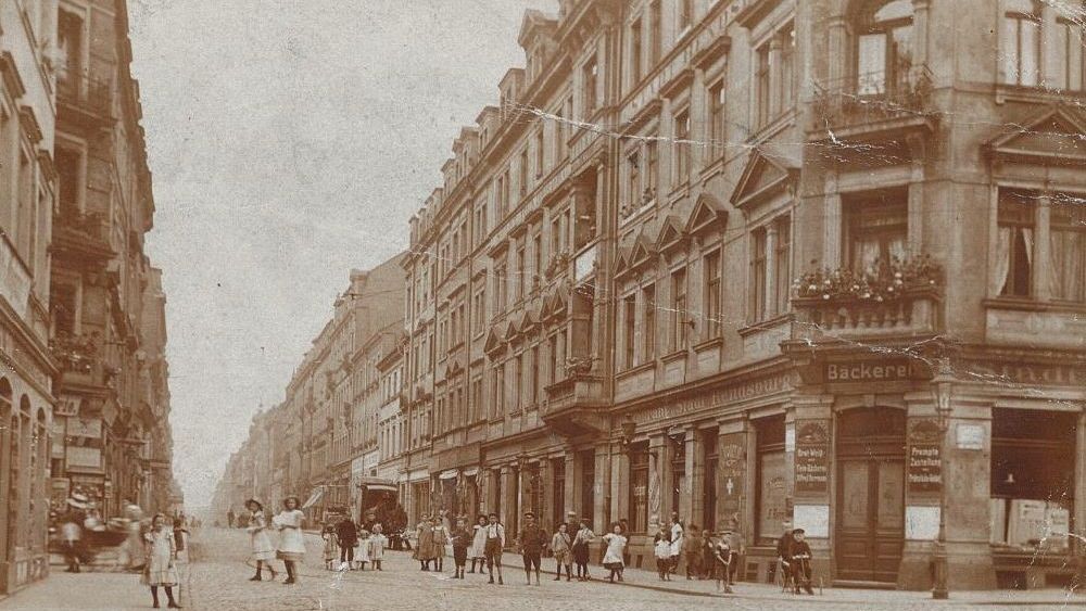 Ansicht der Louisenstraße/Ecke Kamenzer um 1900 - zeitgenössische Postkarte