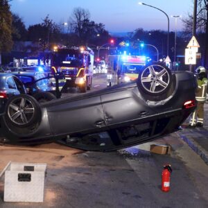 Der aufgefahrene Audi überschlug sich auf der Radeburger Straße - Foto: R. Halkasch