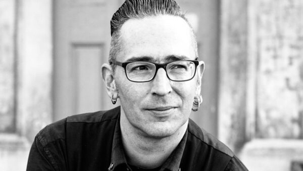 M. Kruppe liest am Donnerstag im Drinnen & Draußen auf der Kamenzer Straße - Foto: PR