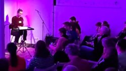 Kiez-Kurzgeschichten: Verloren in Bunt Kiezgeschichten-Autorin Sophie Herz - Foto: Enna Miau