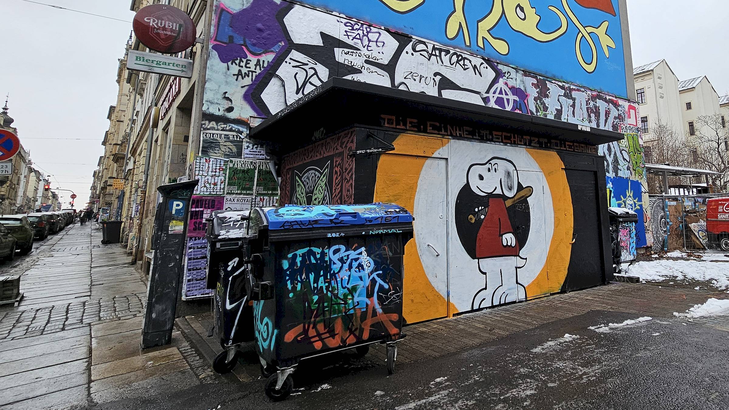 Die öffentliche Toilette wird von szenekundigen Beamten Meth-Toilette genannt. Foto: Anton Launer