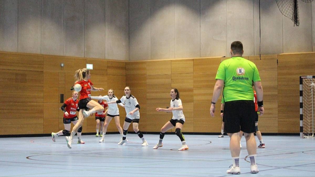 In der zweiten Halbzeit wurde das Spiel verloren. Foto: Sportfreunde 01