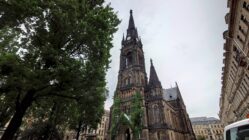 Turm der Martin-Luther-Kirche: Freitagabends hoch hinaus Martin-Luther-Kirche: Turmbesichtigungen sind möglich. Foto: Archiv Anton Launer