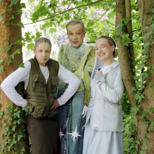 Es geht um die Wurst - Eine Verführung frei nach Mozart Dorothea Wagner, Cornelis Uhle und Fanny Lamers - Foto: Anton Launer