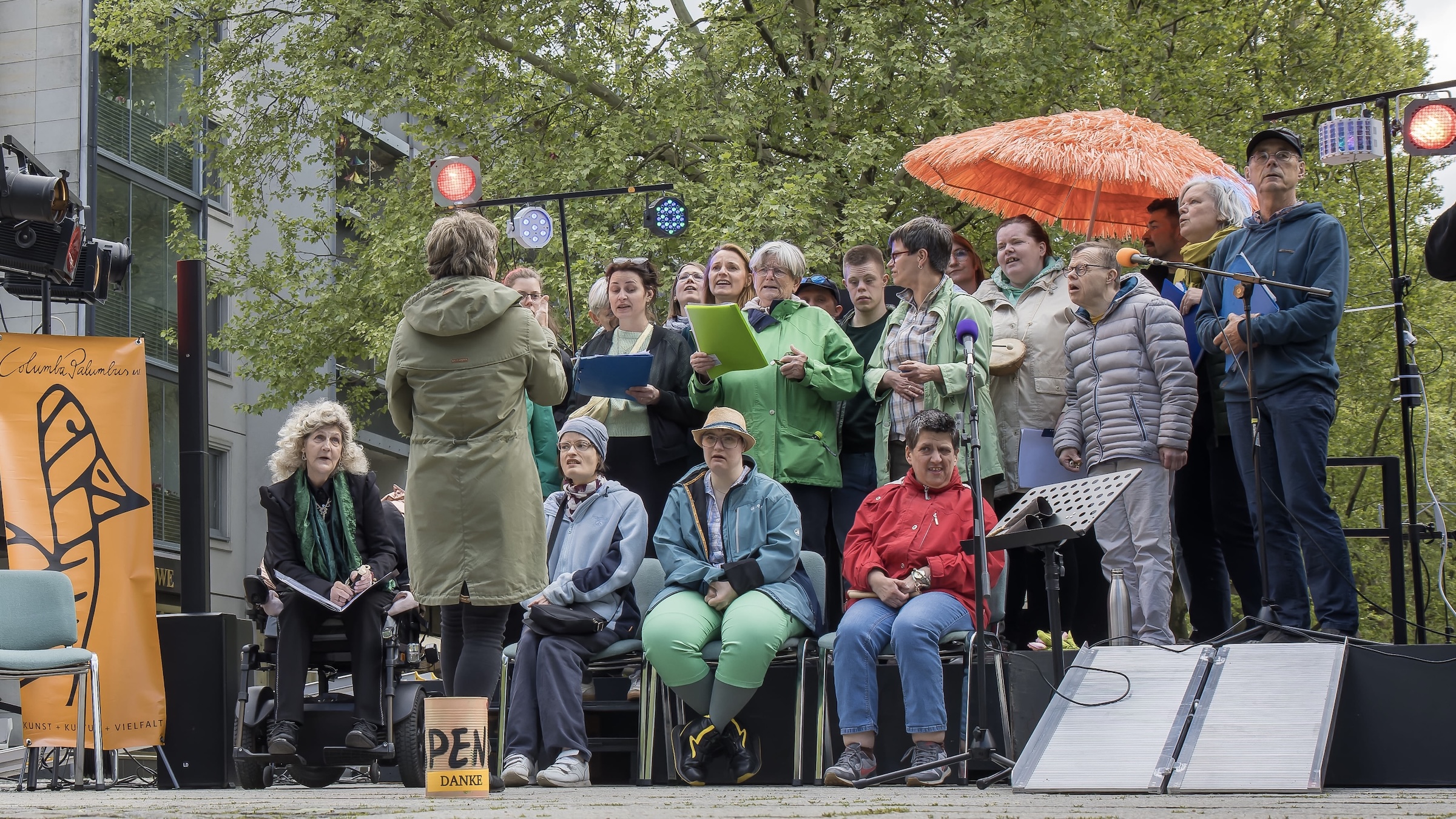 Am Sonnabend erwartet die Besucher*innen ein vielfältiges Bühnenprogramm. – Foto: ColumbaPalumbus e.V. 