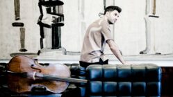 Kian Soltani kommt in die Schauburg - Foto: PR/Marco Borggreve