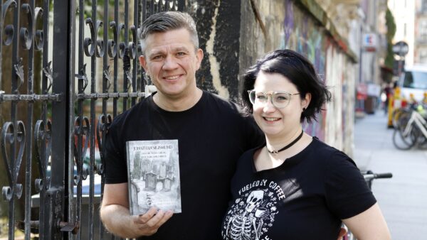 Marcus Wächtler und Ann-Marie Eßer-Wächtler haben das Buch gemeinsam geschrieben. Foto: Anton Launer
