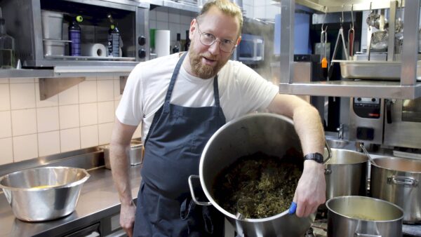 Küchenchef Ole Röthig - Foto: Anton Launer