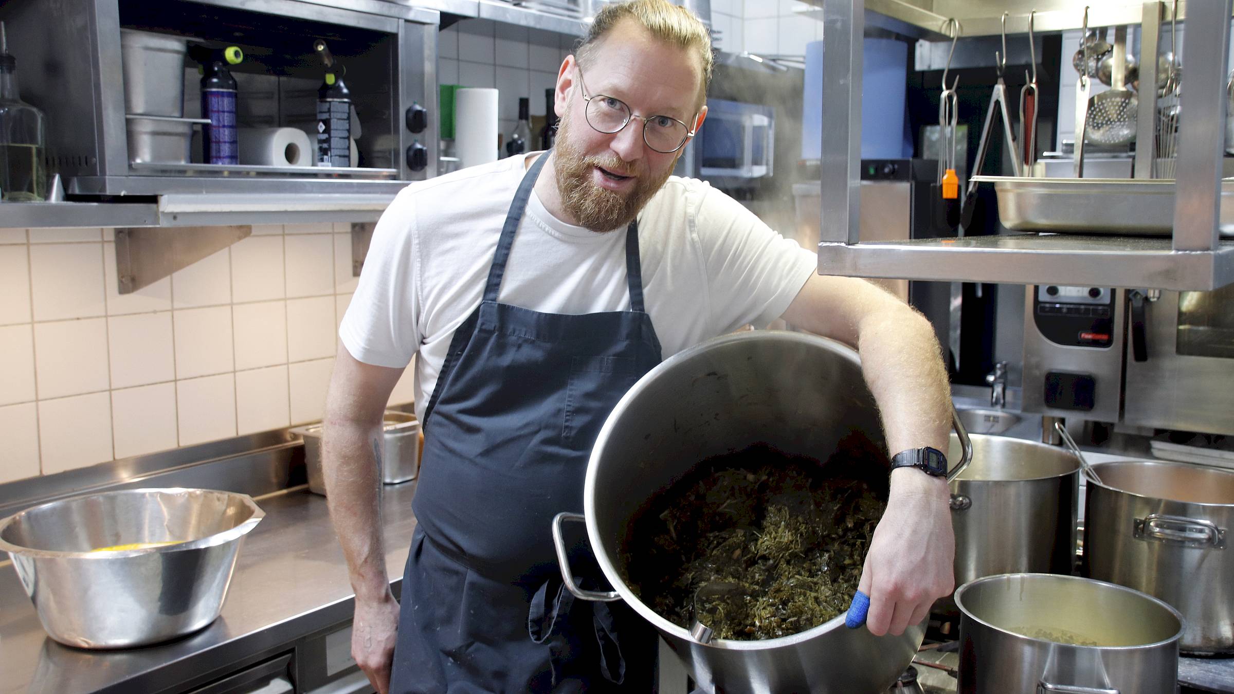 Küchenchef Ole Röthig - Foto: Anton Launer