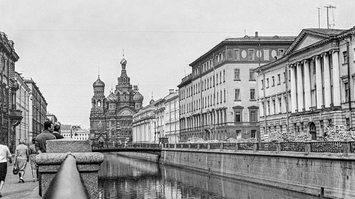 Russischer Dom aus "Leningrad - Moskau, 1967" Klaus Dennhardt