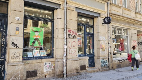 Ausstellung "Friedensangst" im Art-Shop auf der Görlitzer Straße - Foto: Anton Launer
